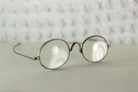 vintage eyeglasses 1800s